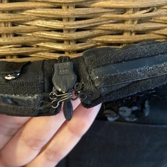 ⭐️ 2 for $40⭐️ or $25 each ⭐️ BCBGMAXAZRIA US 4 Black Sequin Cocktail Dress - Picture 8 of 11